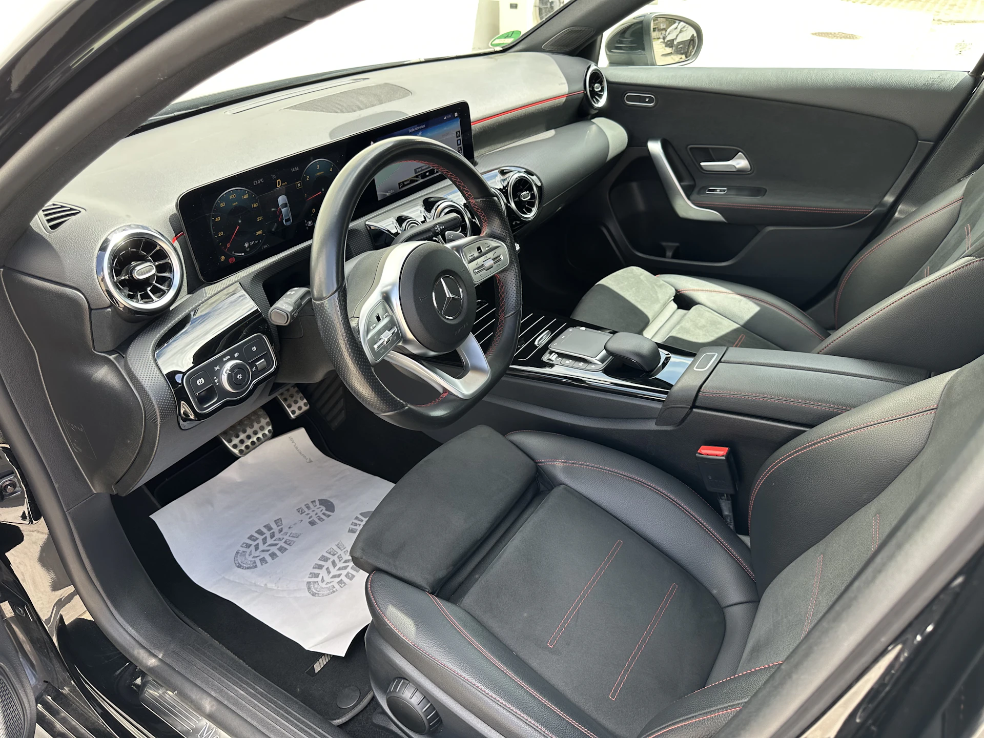 Car Image https://s3-gearspark.s3.amazonaws.com/uploads/user/100121/4802081c8d264d3cb5d1c3464246ffda.webp