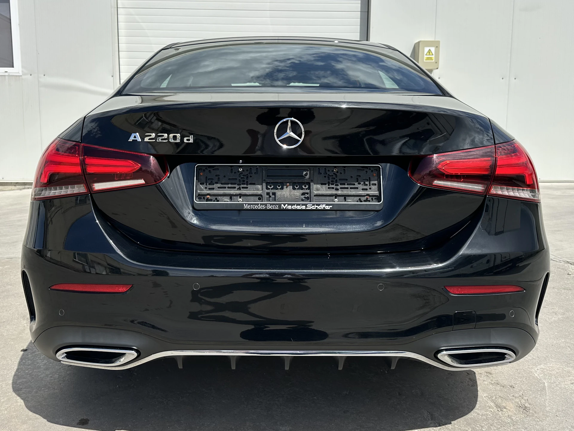 Car Image https://s3-gearspark.s3.amazonaws.com/uploads/user/100121/e71cad9392624231a2c41ab0674c6fae.webp
