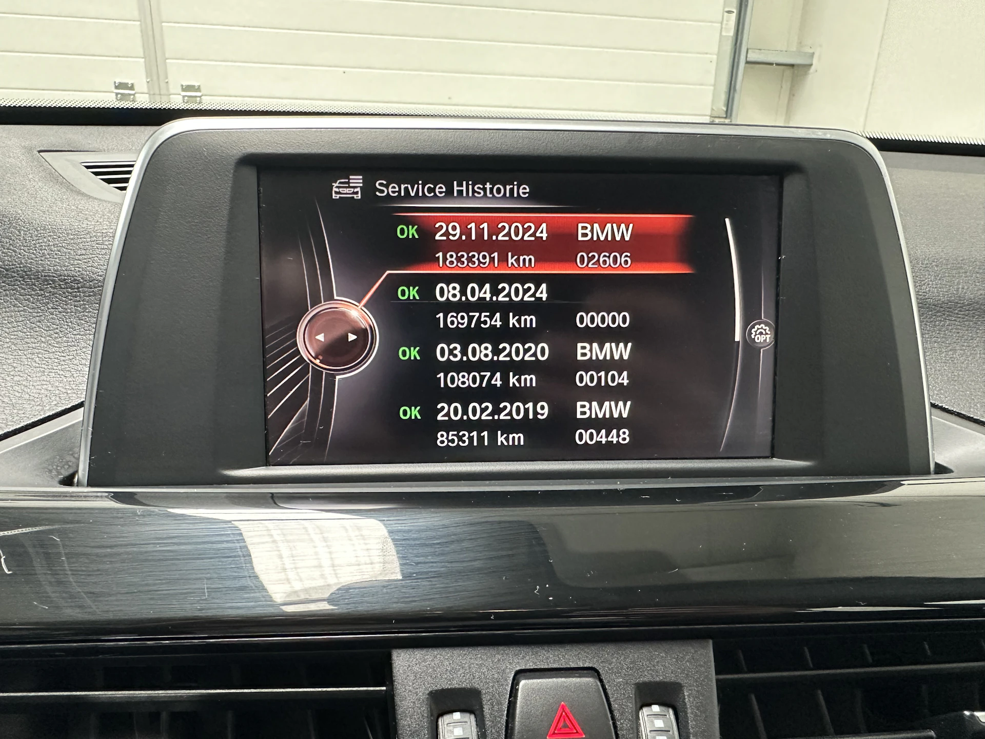 Car Image https://s3-gearspark.s3.amazonaws.com/uploads/user/100122/494af14686dc4bb4a2b667315a92ed07.webp