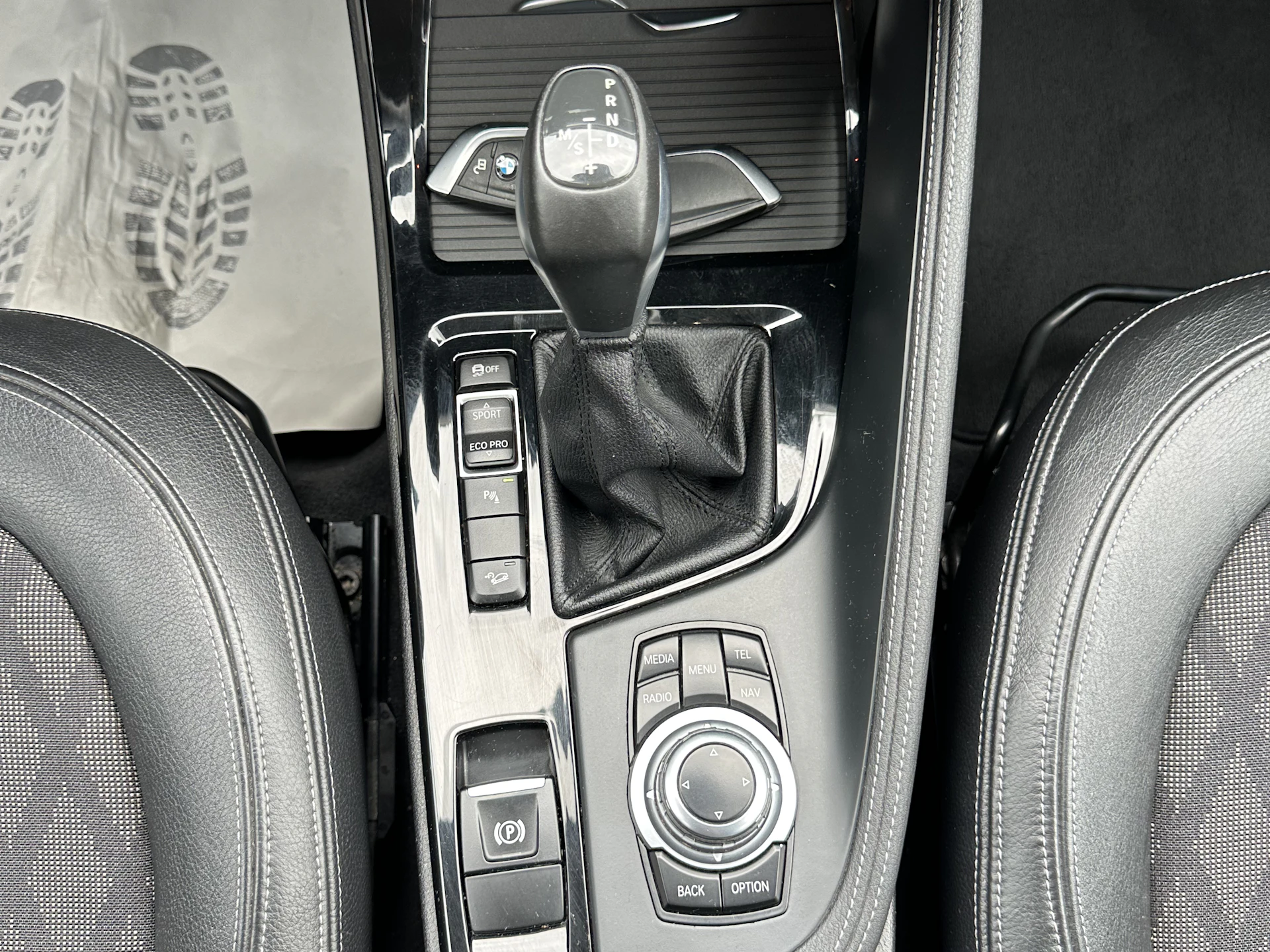 Car Image https://s3-gearspark.s3.amazonaws.com/uploads/user/100122/80446f00f9fa4badbae668f0eb14997d.webp