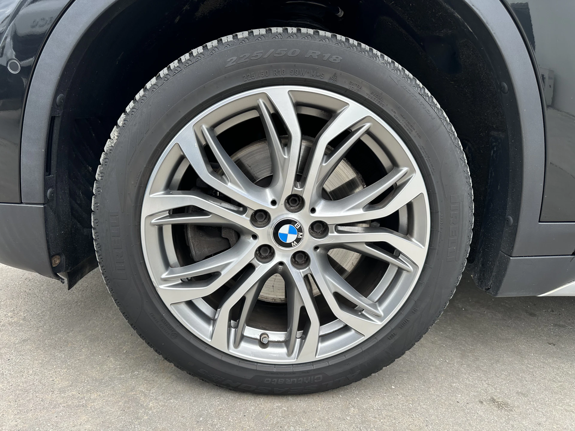 Car Image https://s3-gearspark.s3.amazonaws.com/uploads/user/100122/9cbcec0c8295419cbdc53a930aee9f9b.webp