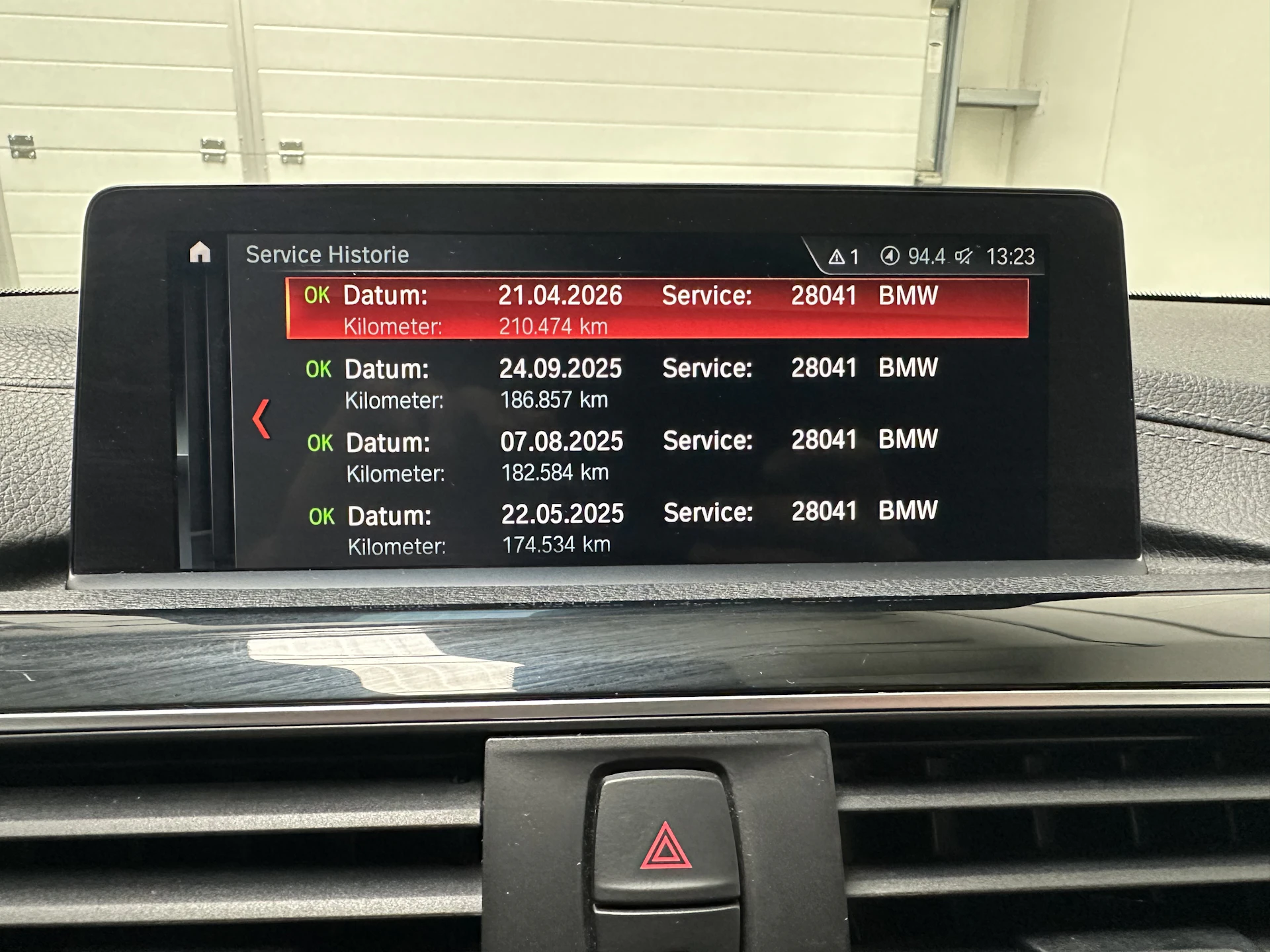 Car Image https://s3-gearspark.s3.amazonaws.com/uploads/user/100123/bb6ee3e6d38f4e708969dfa868b7d2fd.webp