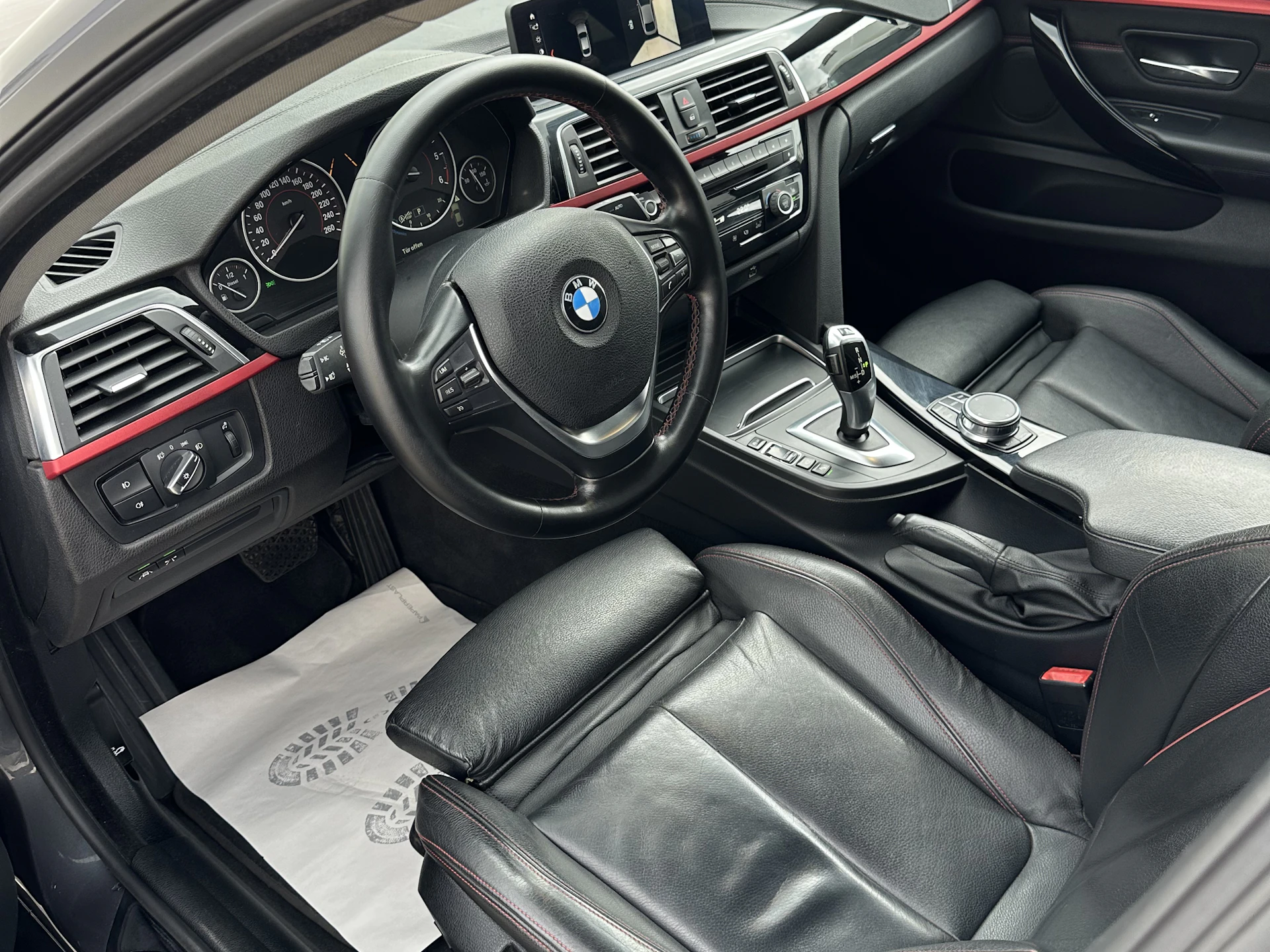 Car Image https://s3-gearspark.s3.amazonaws.com/uploads/user/100123/f55d92c06b0048af955824d4ea0b02ff.webp