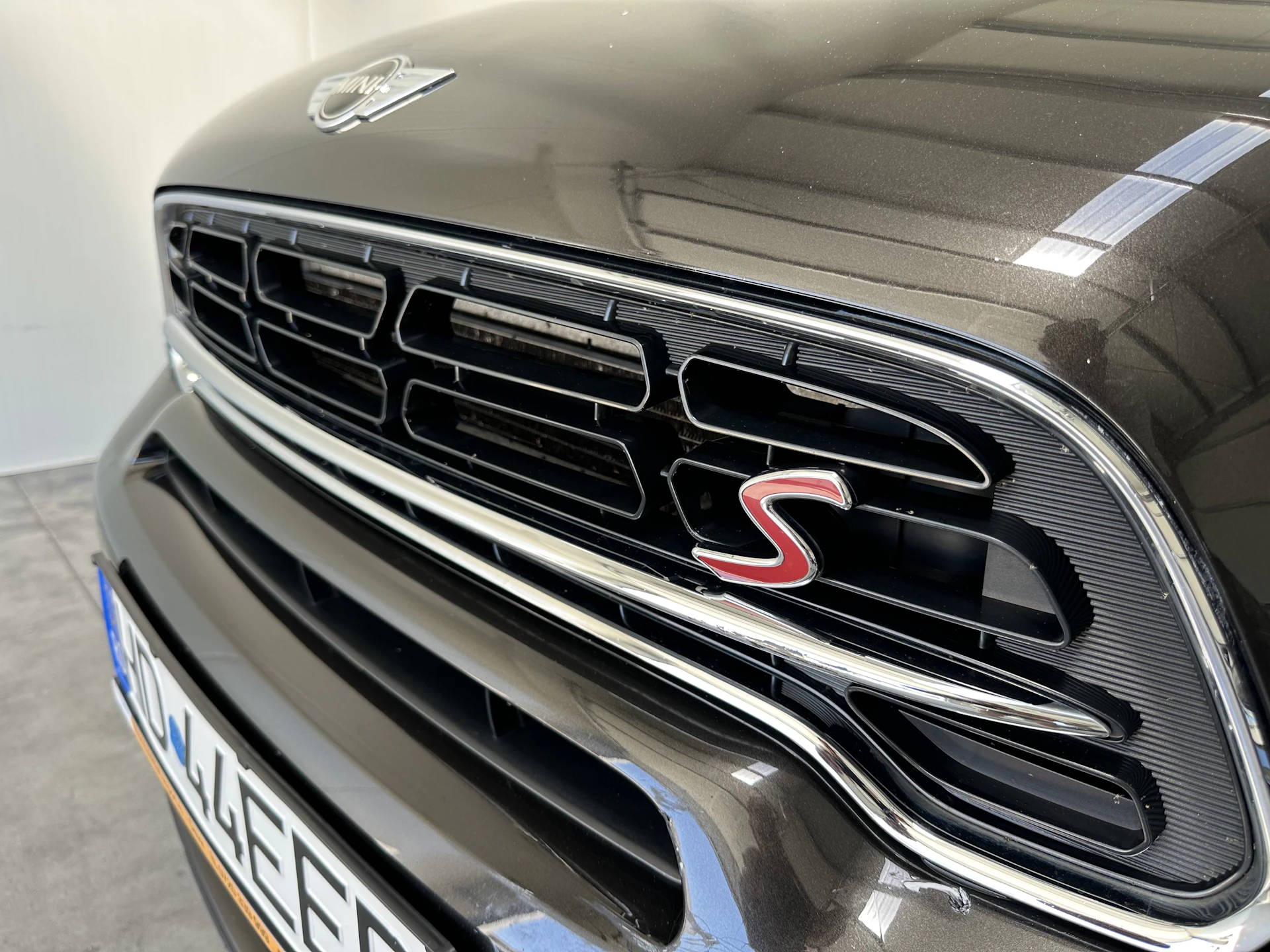 Car Image https://s3-gearspark.s3.amazonaws.com/uploads/user/100124/03dcaeeacb8a40329ff8f4954b899163.webp