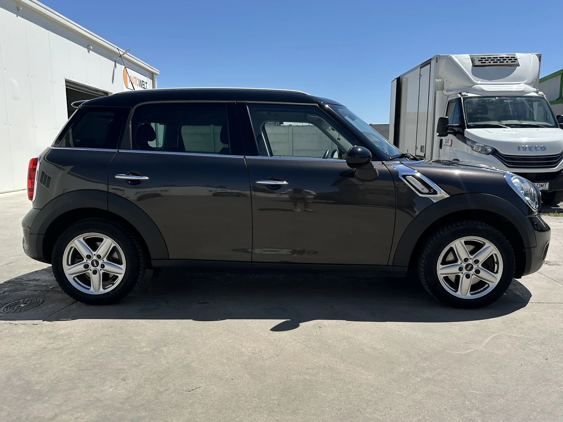 Car Image https://s3-gearspark.s3.amazonaws.com/uploads/user/100124/b01f3bb93d164ee2bfc8a101139dcb3d.webp