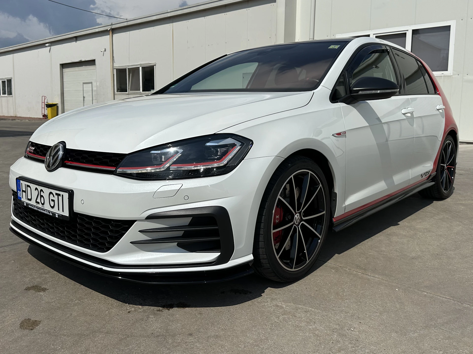 Car Image https://s3-gearspark.s3.amazonaws.com/uploads/user/100125/3ada3f4f16bf4159aede6cf847983709.webp