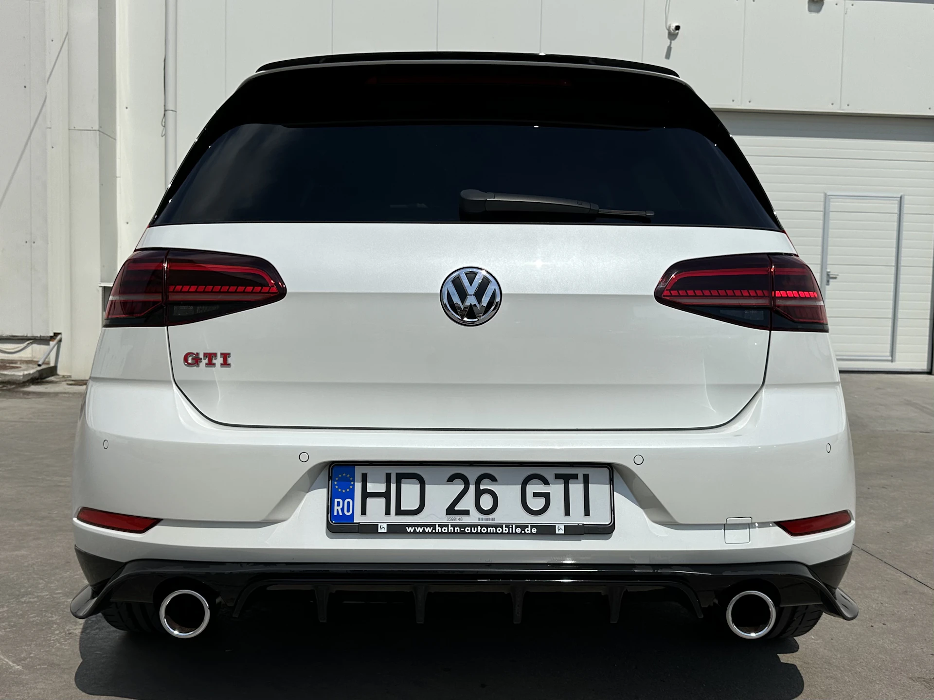 Car Image https://s3-gearspark.s3.amazonaws.com/uploads/user/100125/bec64ad6a20a4b4587d5e1ce107dd509.webp