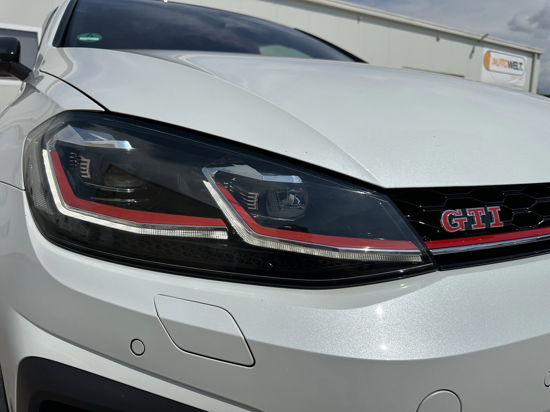 Car Image https://s3-gearspark.s3.amazonaws.com/uploads/user/100125/f180b1de1b3b4abcb72be1a40d03eb02.webp