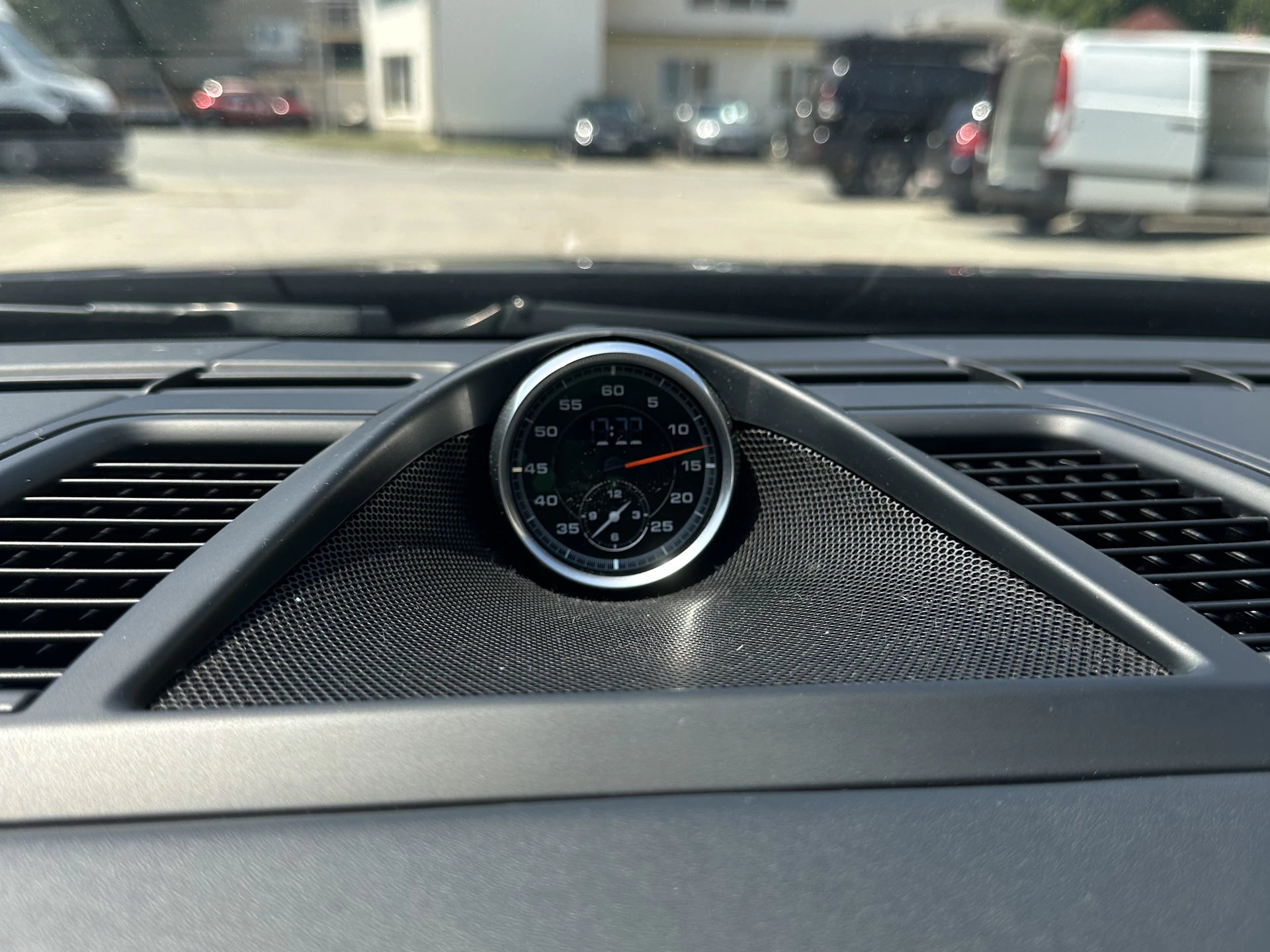 Car Image https://s3-gearspark.s3.amazonaws.com/uploads/user/100126/16332febfbc145689de4dd6f80be7c99.webp
