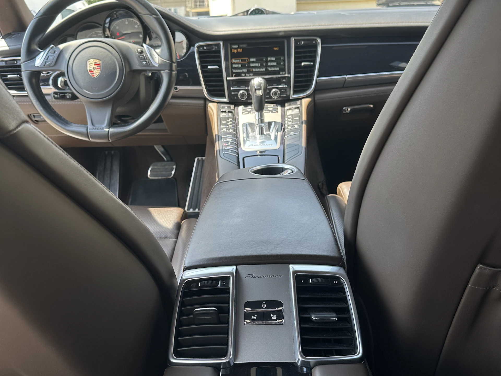 Car Image https://s3-gearspark.s3.amazonaws.com/uploads/user/100126/268ba691da364abf8944d1cf78e01eb8.webp
