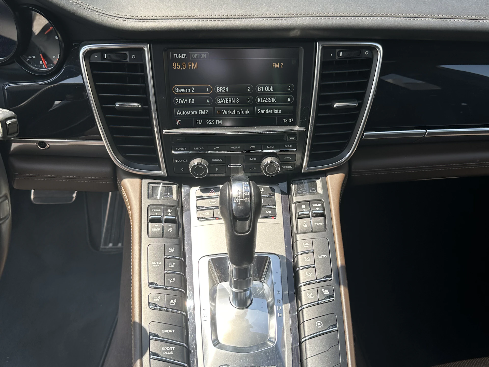 Car Image https://s3-gearspark.s3.amazonaws.com/uploads/user/100126/3e8e94e6e2b24d37827347958649faab.webp