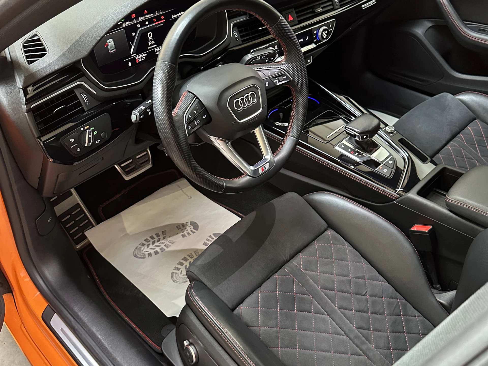 Car Image https://s3-gearspark.s3.amazonaws.com/uploads/user/100127/8430489bcfa74c338e0da2dff7f43b6f.webp