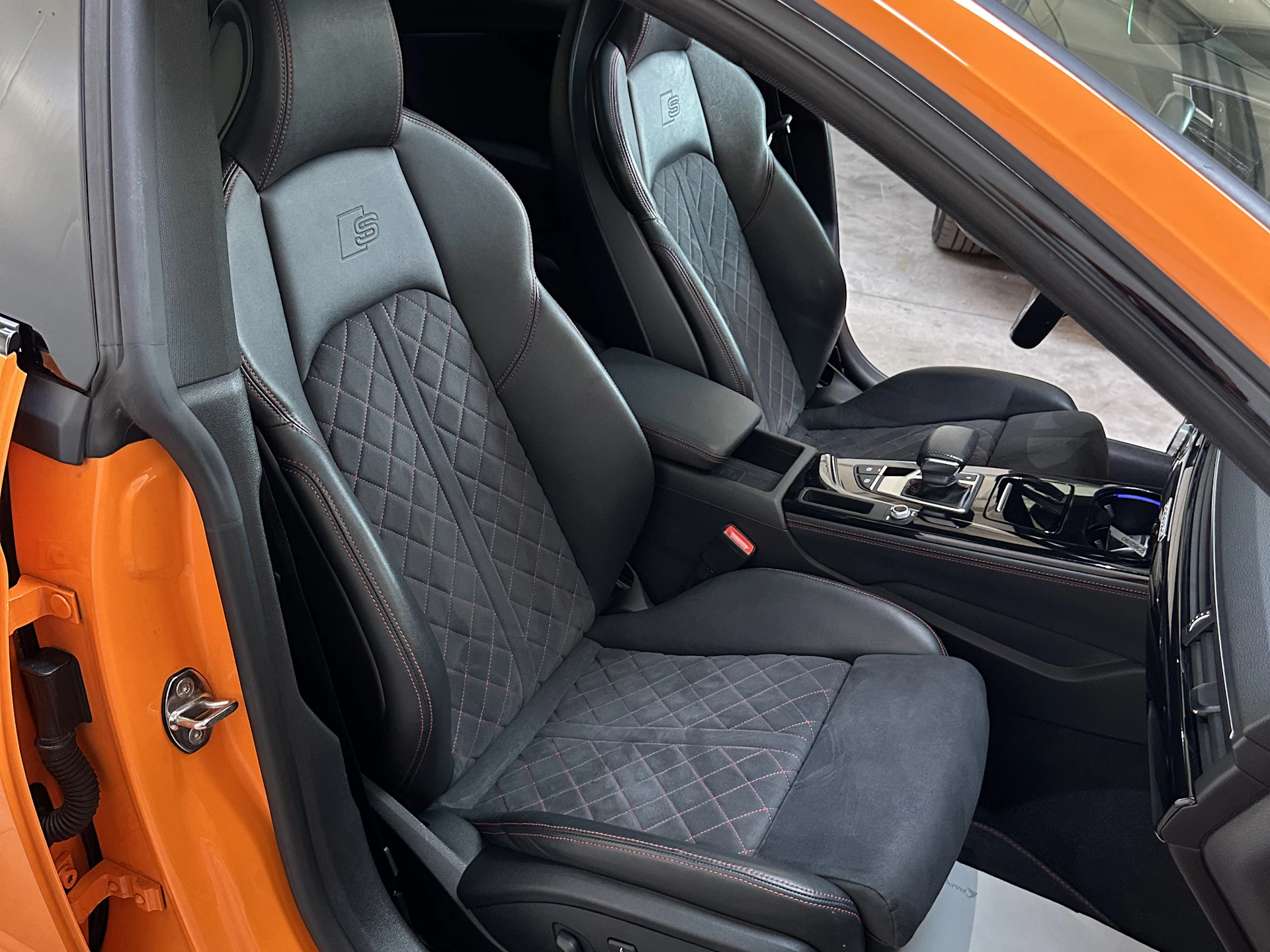 Car Image https://s3-gearspark.s3.amazonaws.com/uploads/user/100127/c6cbc56a12e2451d9ae8fa054a957641.webp