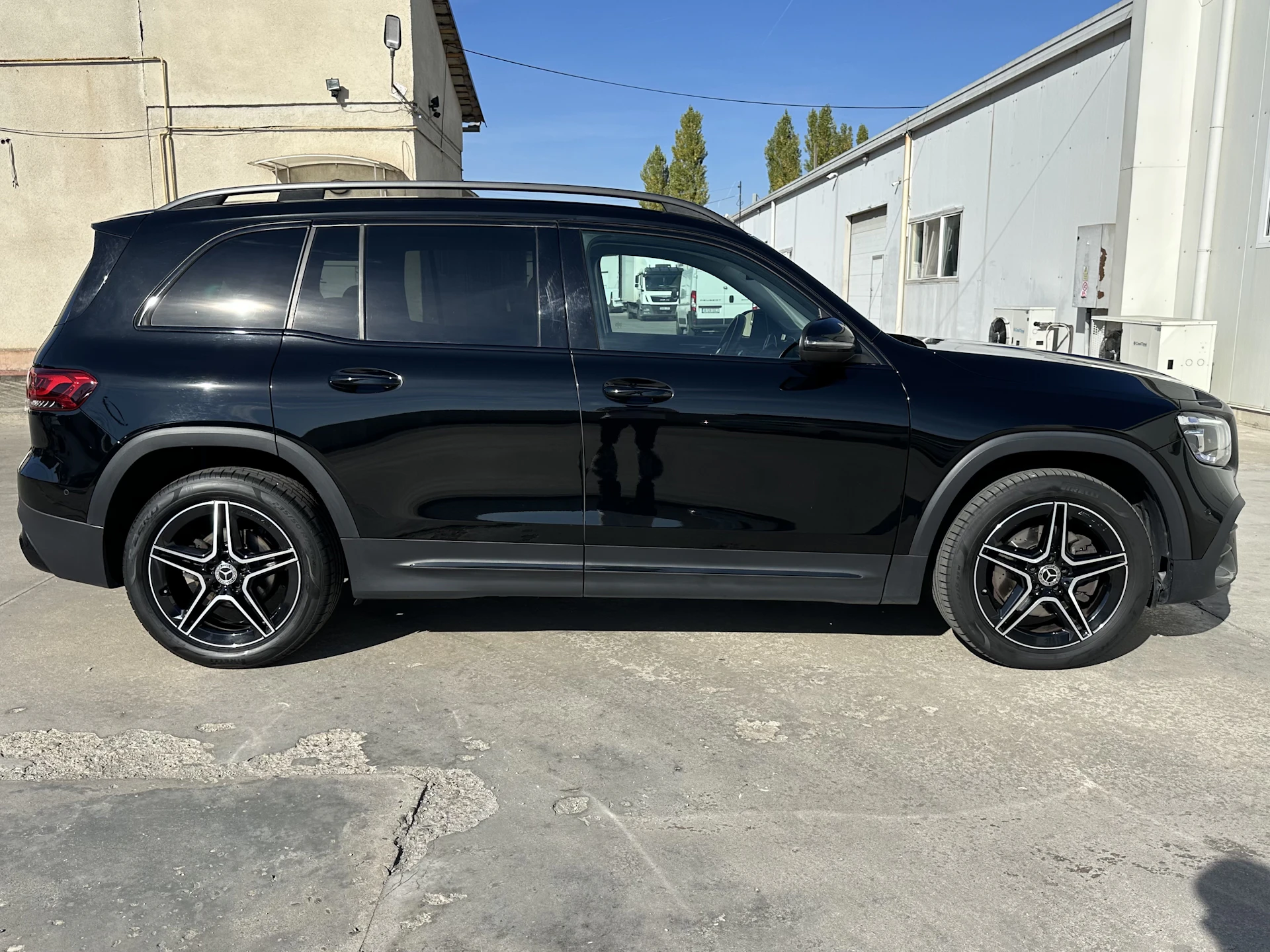 Car Image https://s3-gearspark.s3.amazonaws.com/uploads/user/100130/04f59d2a01d94ea89e3e2c3f535e27fb.webp