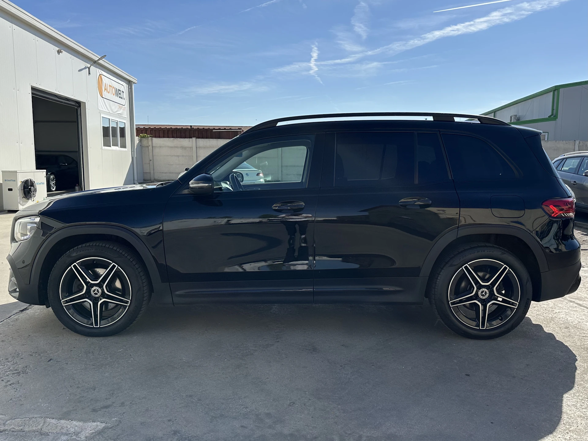 Car Image https://s3-gearspark.s3.amazonaws.com/uploads/user/100130/2a9c406e0b334b40afb3de3fece9f551.webp