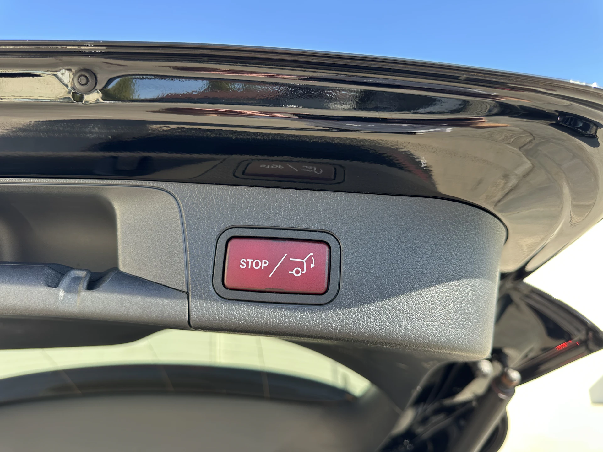 Car Image https://s3-gearspark.s3.amazonaws.com/uploads/user/100130/c53d062f035e4f64a2f7d4ed7debb59a.webp