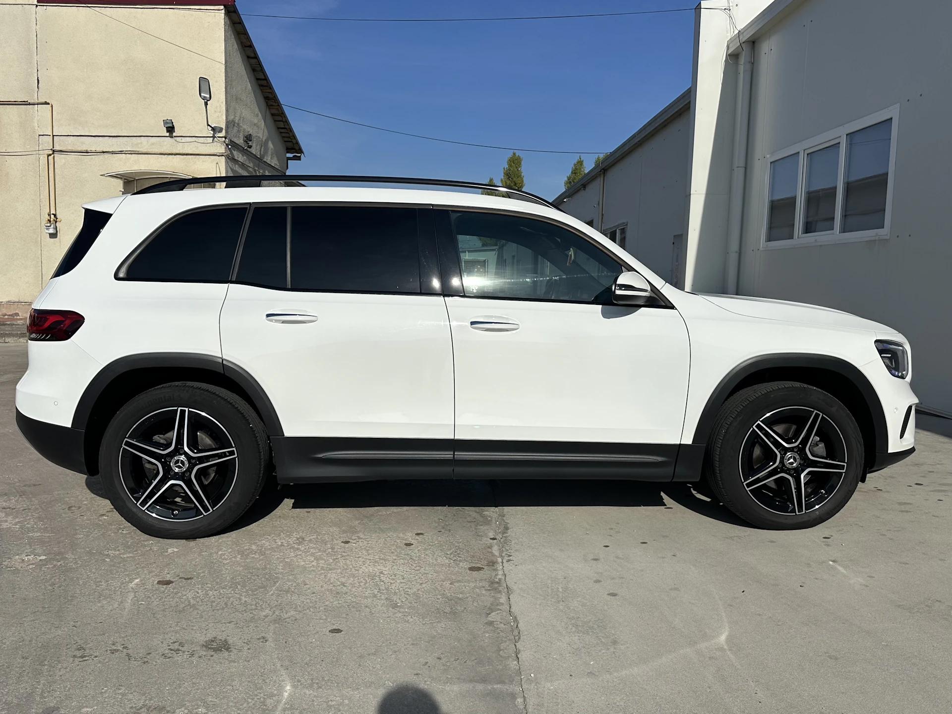 Car Image https://s3-gearspark.s3.amazonaws.com/uploads/user/100131/0f3bc6acf08341a8951794572c18078a.webp