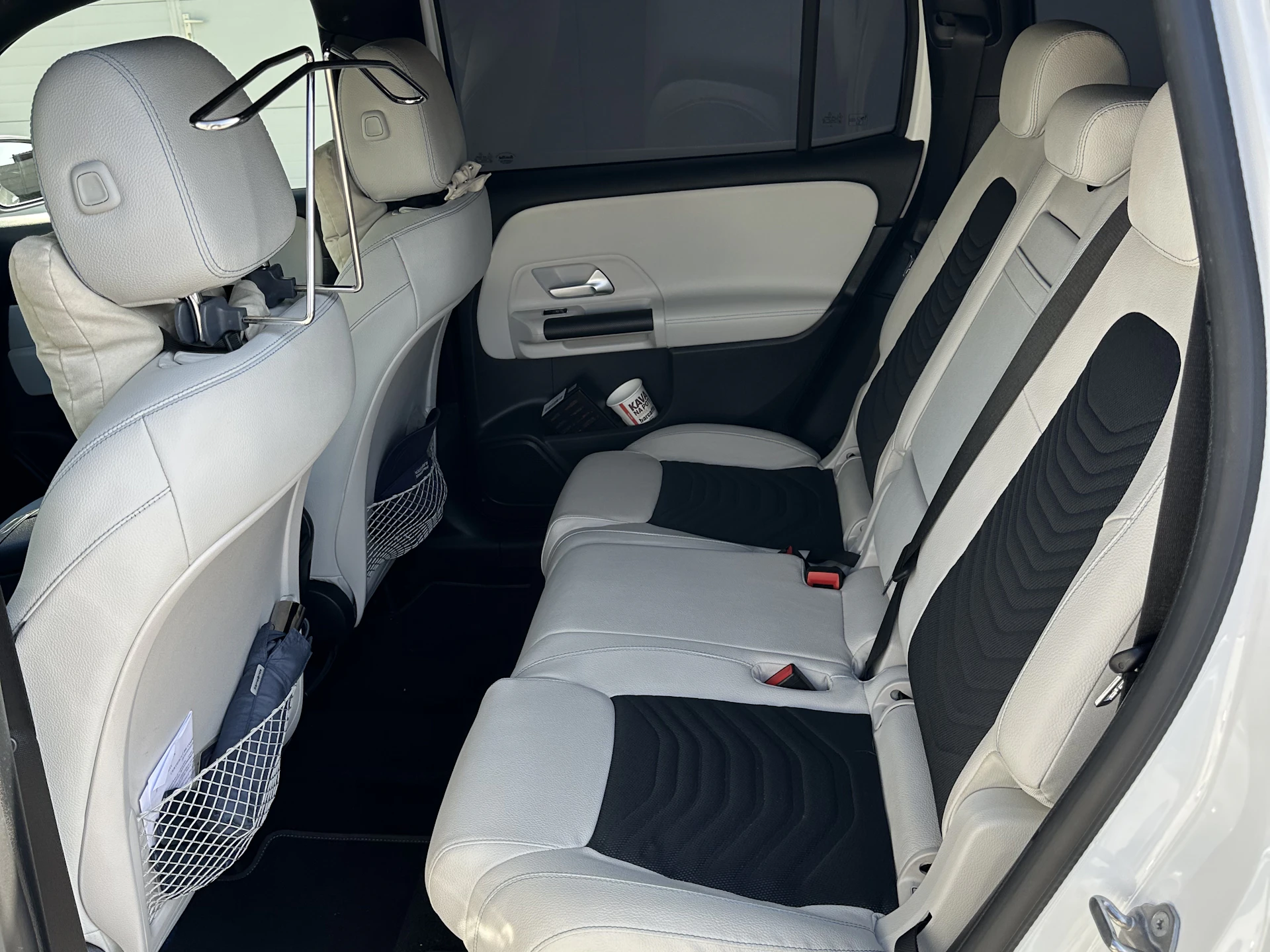 Car Image https://s3-gearspark.s3.amazonaws.com/uploads/user/100131/5b773e9e198d4d4b9543c4a71a2aea3c.webp