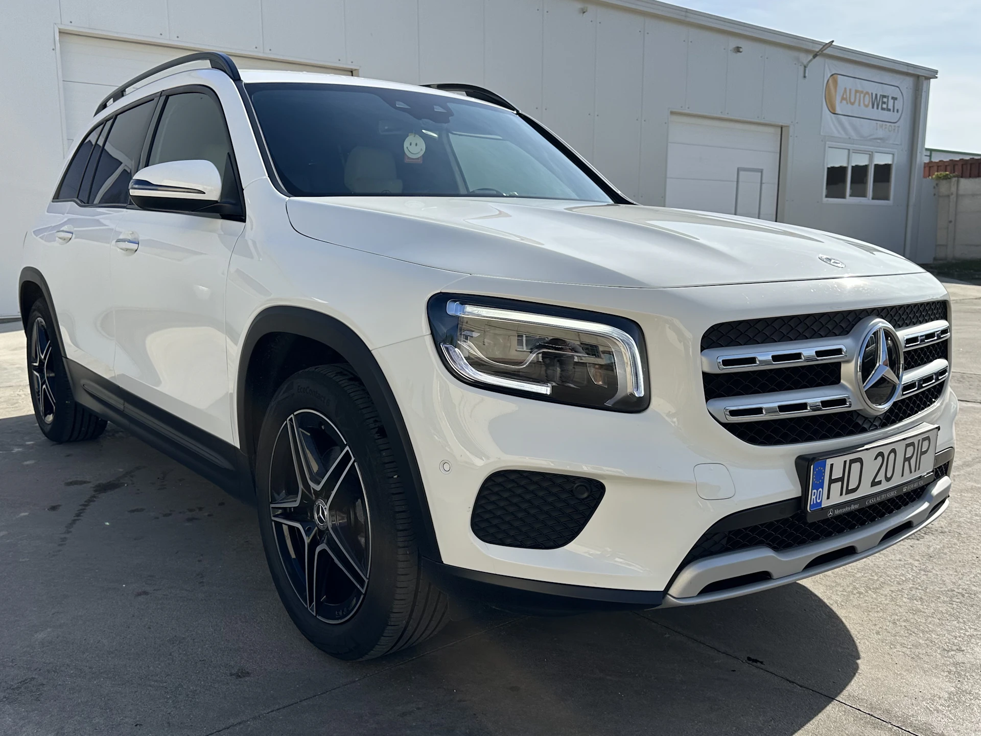 Car Image https://s3-gearspark.s3.amazonaws.com/uploads/user/100131/9835c4ab18f047749f0a9a11d0811e35.webp