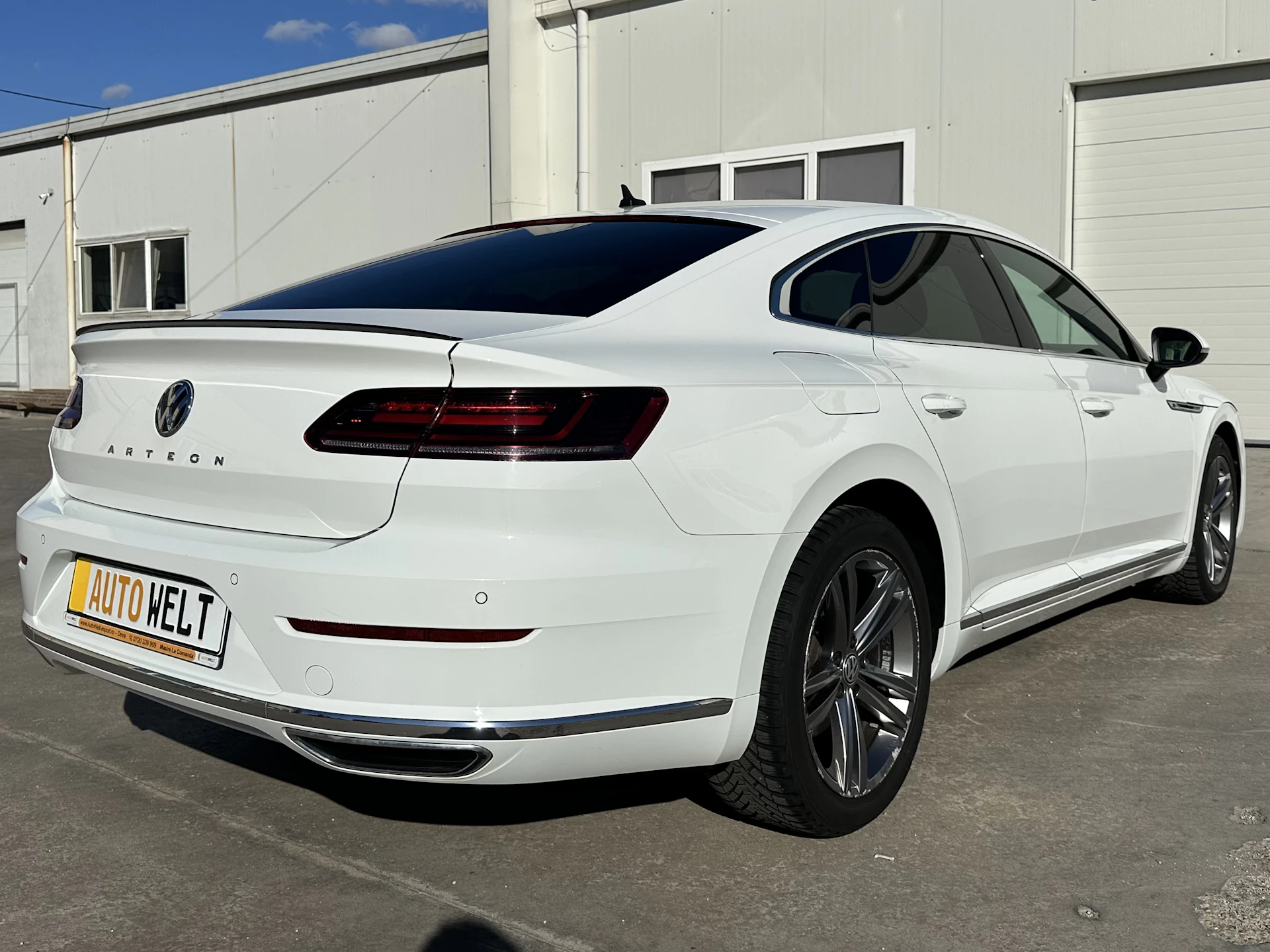 Car Image https://s3-gearspark.s3.amazonaws.com/uploads/user/100132/4b2ff31708d041b4a19b5176039d3855.webp