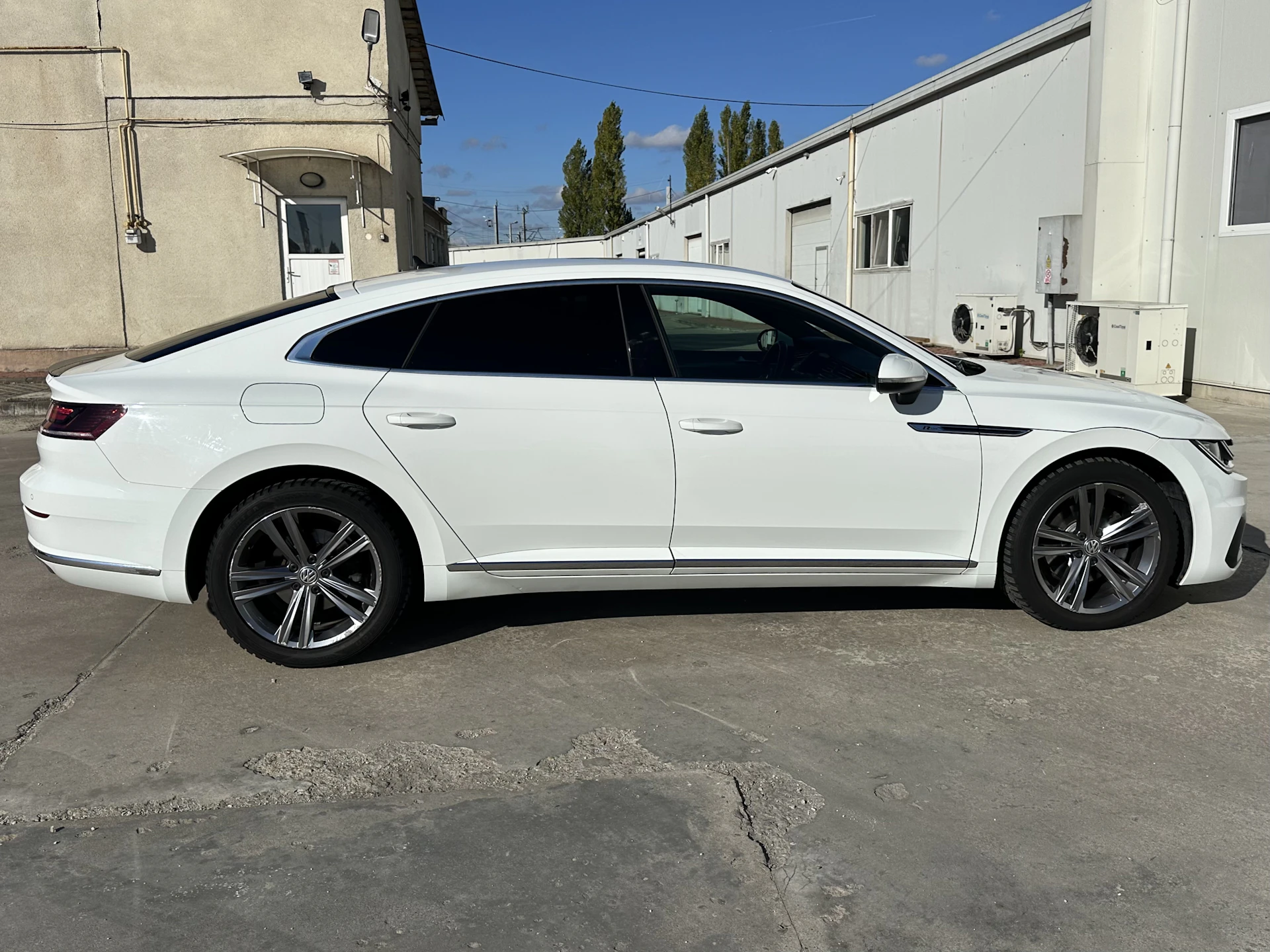 Car Image https://s3-gearspark.s3.amazonaws.com/uploads/user/100132/be2c2b5e07a84f3191700fc966fe085a.webp
